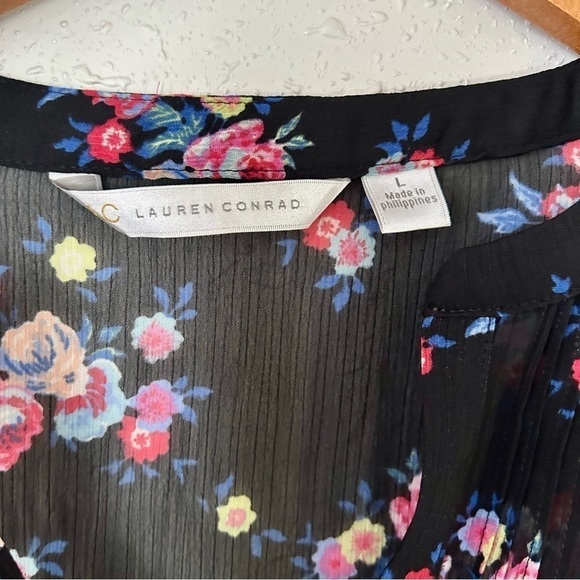 🦋 LC Lauren Conrad Black Floral Flowy Semi Sheer Long Sleeve Blouse - Picture 3 of 6